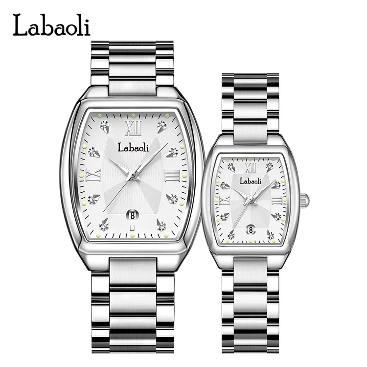 16d74308-9c6c-4c6e-81e7-89b191b0bf63 طقم ساعات يد متطابق للزوجين بلون فضي وميناء أبيض كلاسيكي - الصورة 1